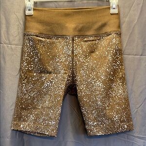 Lululemon Athletica Ebb to Street yoga shorts